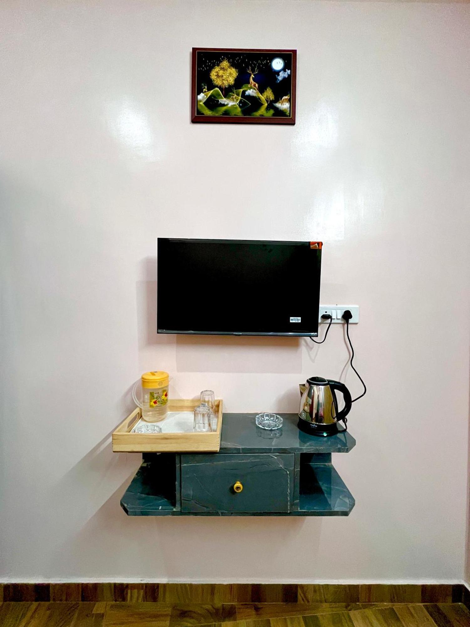 Trilok Residency - Dashashwamedh Varanasi