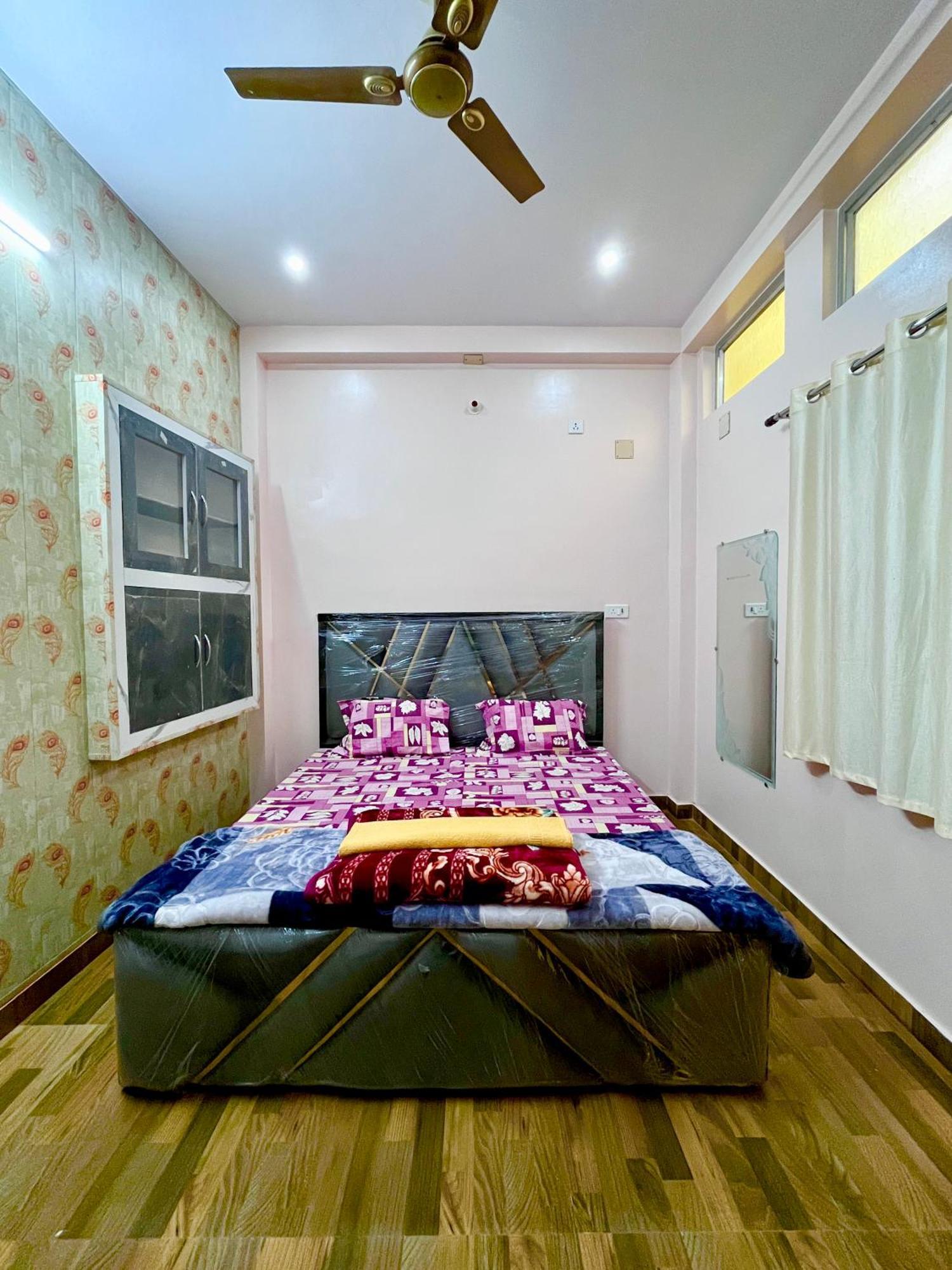 Trilok Residency - Dashashwamedh *