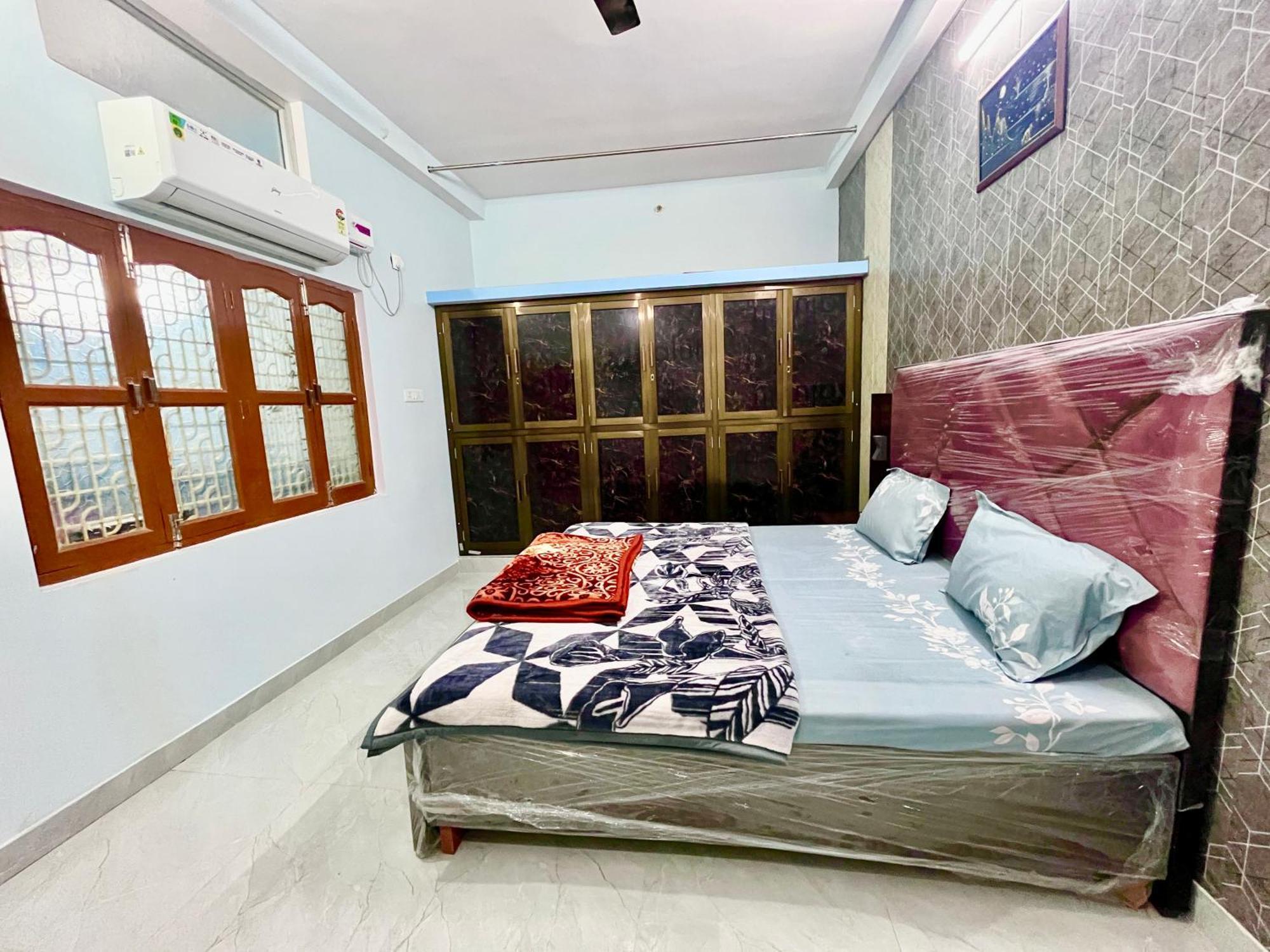 Trilok Residency - Dashashwamedh *